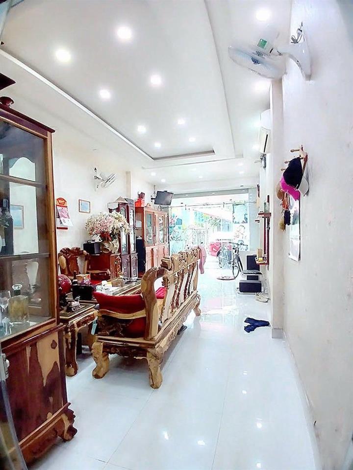 Cho thuê nhà hẻm xe hơi Nguyễn Hữu Dật