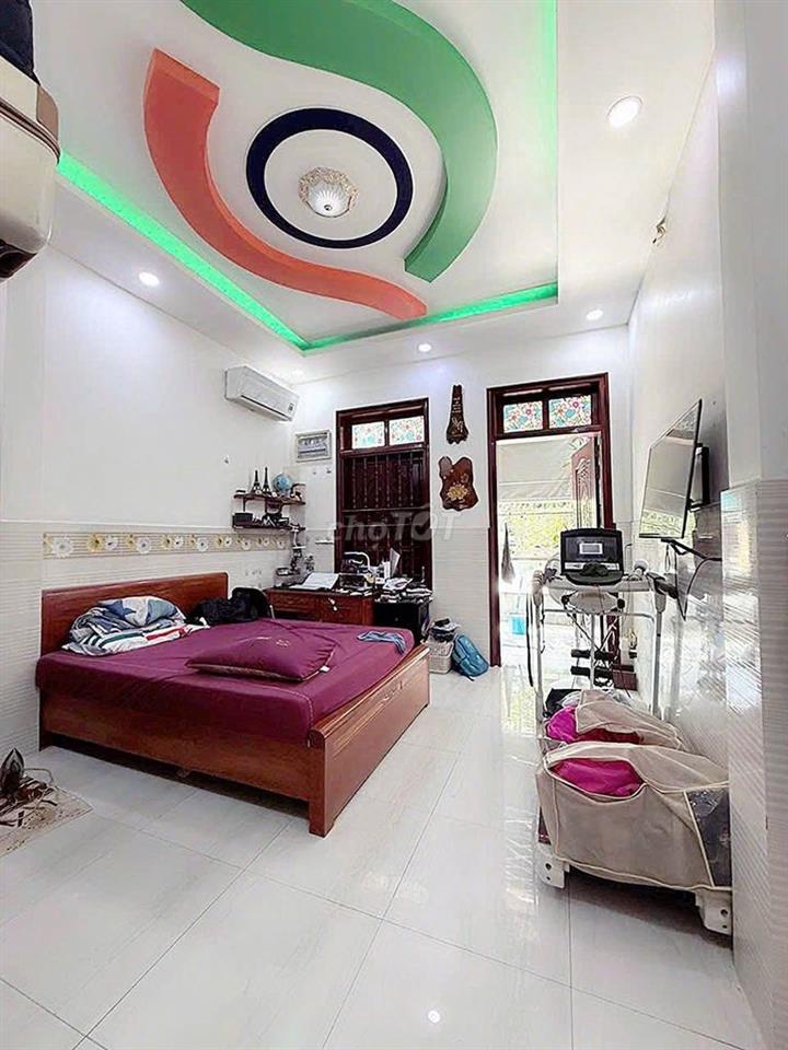 Cho thuê nhà hẻm xe hơi Nguyễn Hữu Dật