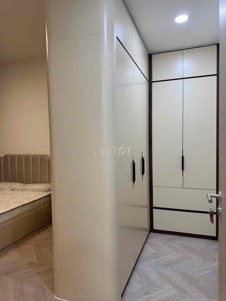2PN+ FULL NỘI THẤT ĐẸP VIEW THOÁN,SẴN CHO THUÊ 15tr/1 THÁNG VINQ9.