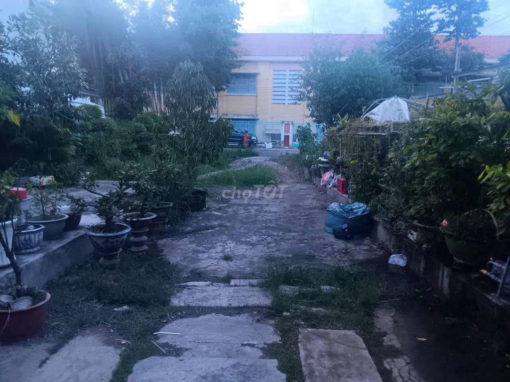 bán nhà xẻo trôm