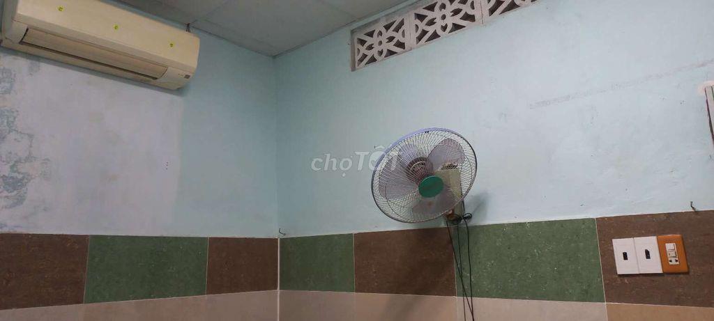 Phòng cho thuê cuối đường Phạm Hùng ND