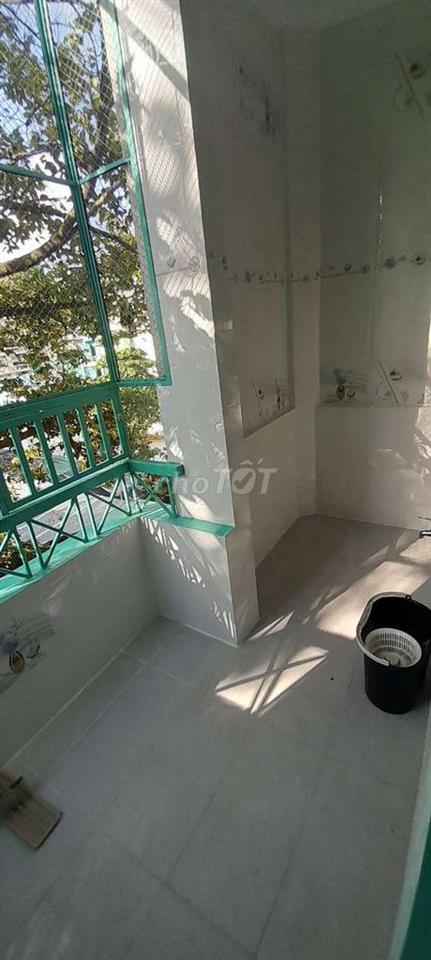 Cho thuê căn hộ lầu 3 C/Ç Lý Thường kiệt, Vĩnh Viễn,,p7, q11 TPHCM