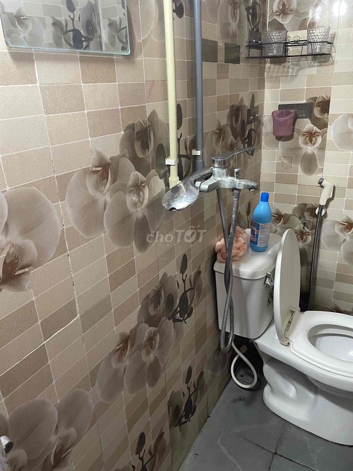 tìm đồng chí 2k8 ghép trọ chung