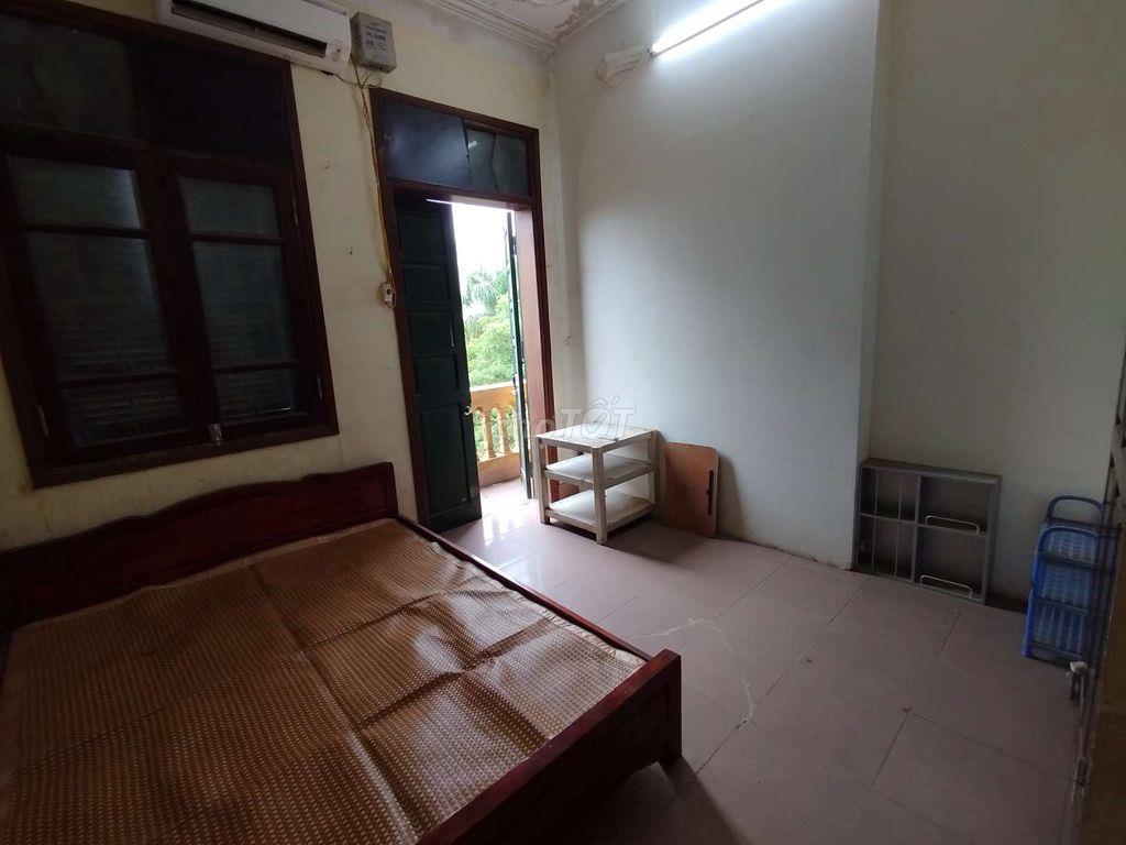 Phòng trọ 1tr8 tại Đông Ngạc