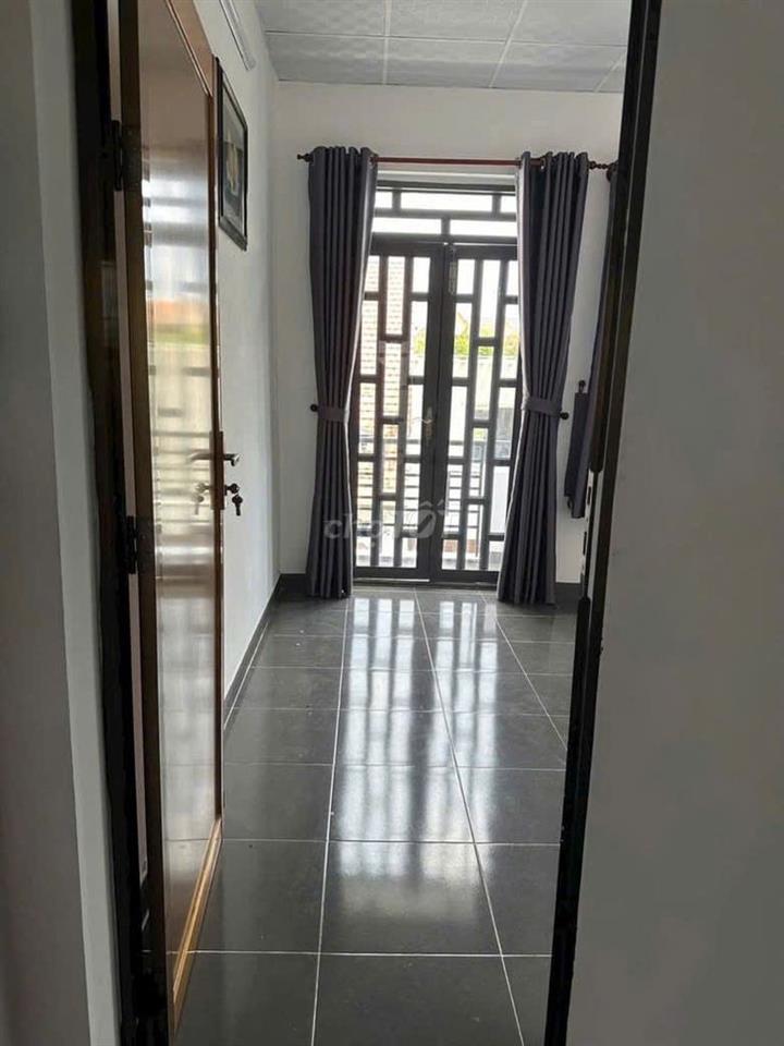 PASS PHÒNG 2P RA CẦU NGUYỄN VĂN CỪ