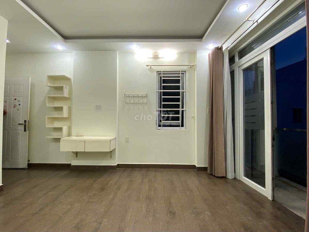 STU FULL NỘI THẤT BAN CÔNG BỰ