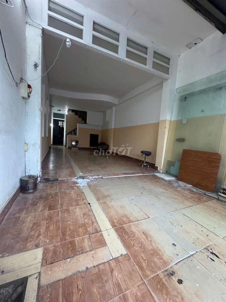 Cho thuê kiot kd tự do ko có mùi nặng