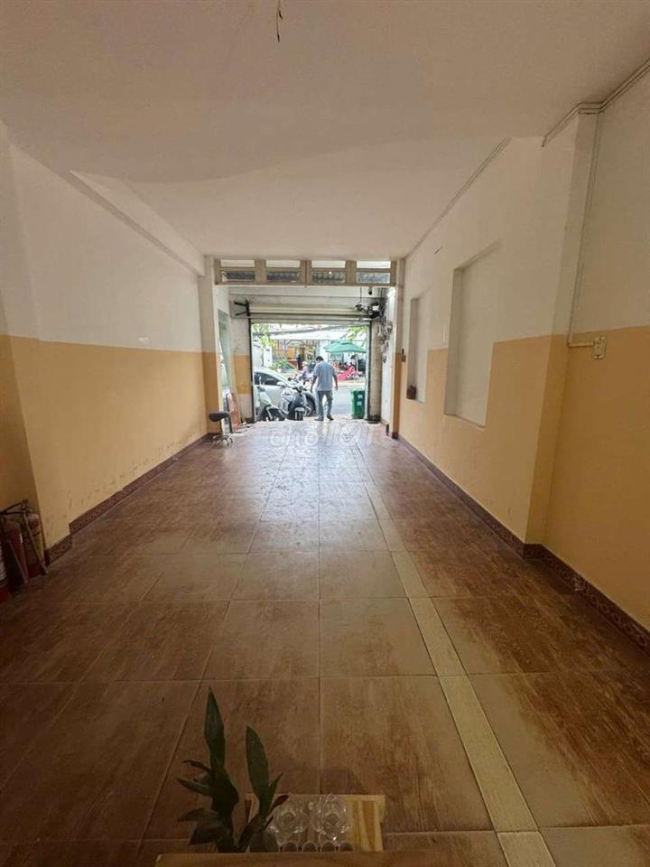Cho thuê kiot kd tự do ko có mùi nặng