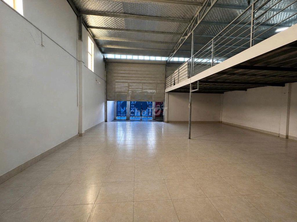 Cho Thuê Kho Xưởng 300m2 - Trống từ đầu tháng 9 Ngay Ngã Tư Gò Mây