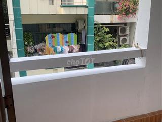 Chính chủ cho thuê phòng ban công ĐN, hẻm xe hơi Hồ Văn Huê, PN.