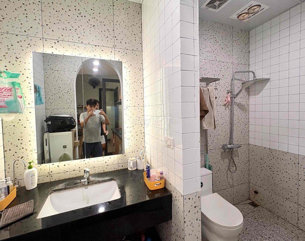 Giảm chào 400tr Chính chủ bán ch 60m2 2 phòng ngủ gần trung tâm