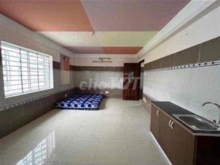 Tìm bạn nữ ở ghép chuyển vào được liền