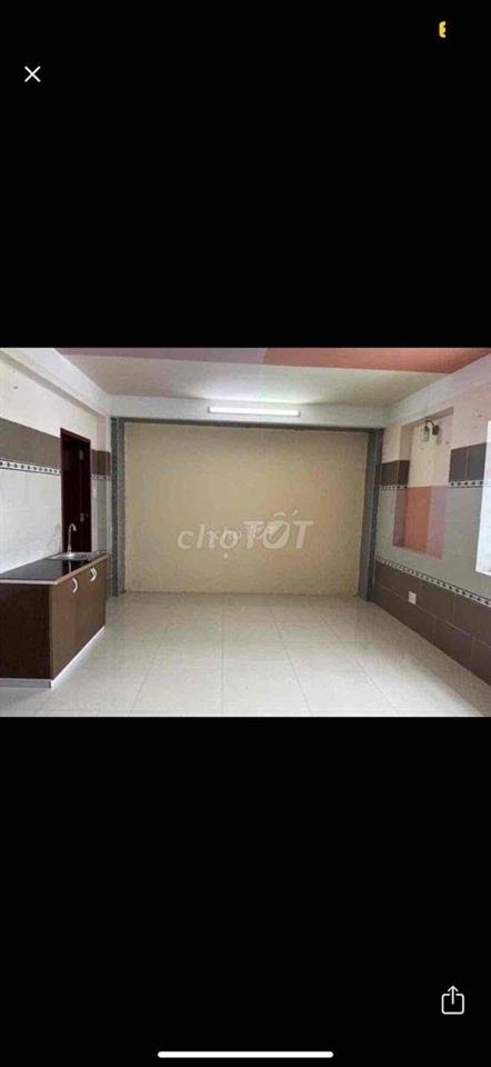 Tìm bạn nữ ở ghép chuyển vào được liền