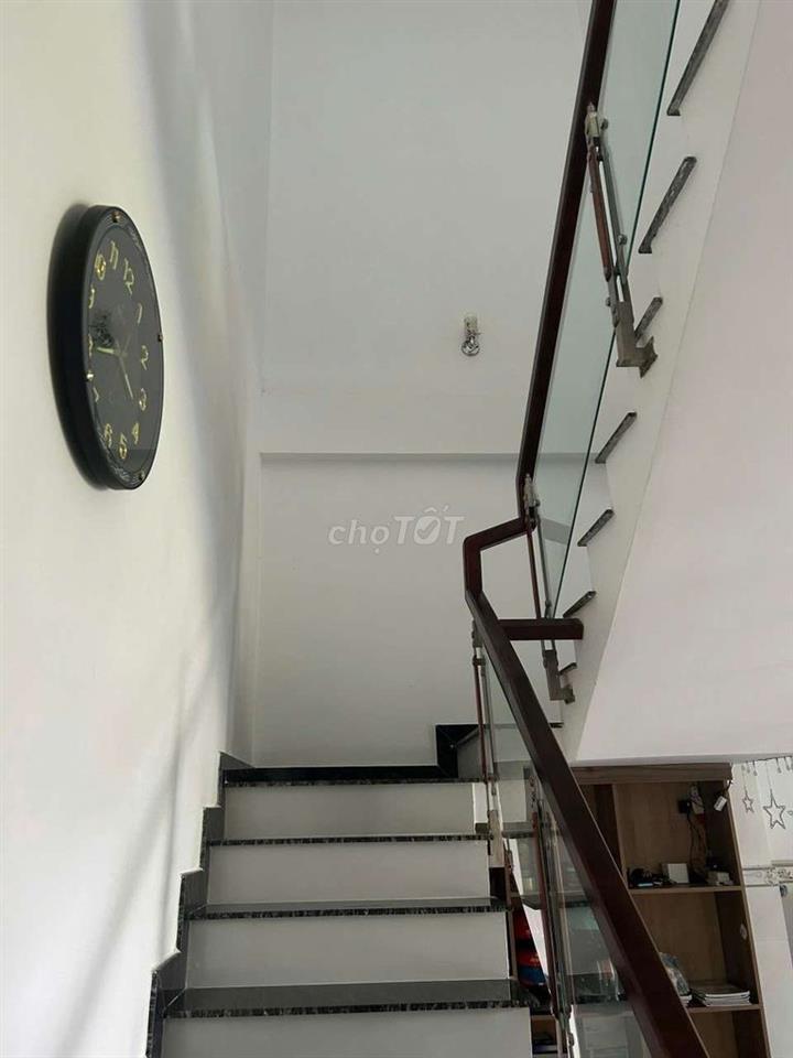 C.Chủ bán nhà 5x21 Long Trạch Cần Đước 1 Trệt 1 Lầu