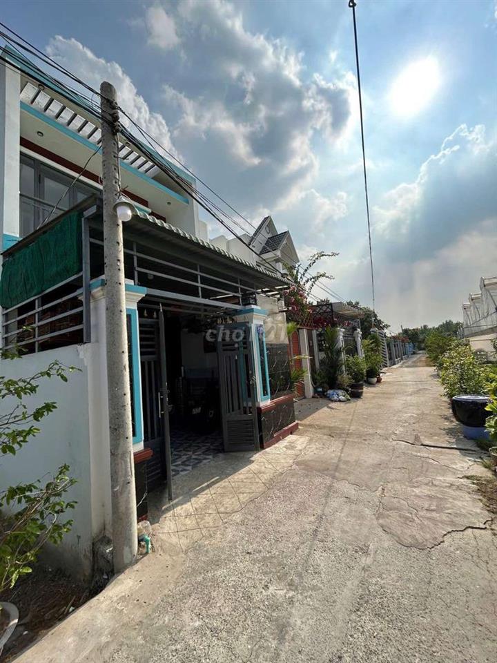 C.Chủ bán nhà 5x21 Long Trạch Cần Đước 1 Trệt 1 Lầu