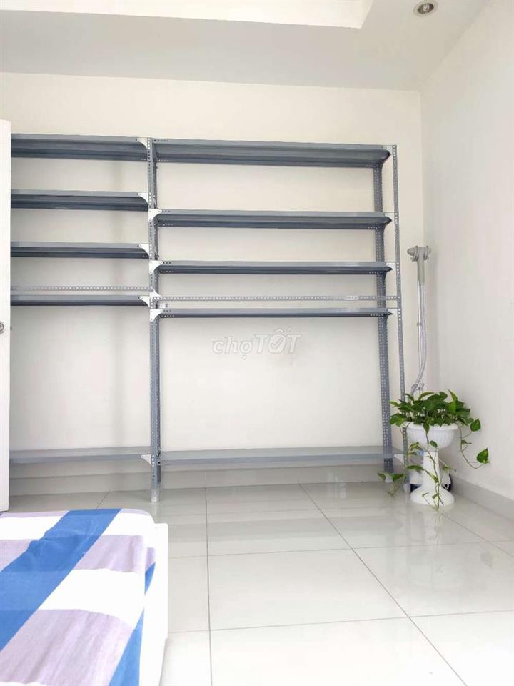 Phòng cho thuê cạnh ĐH Kinh Tế UEH, Văn Hiến VHU đ Nguyễn Văn Linh 