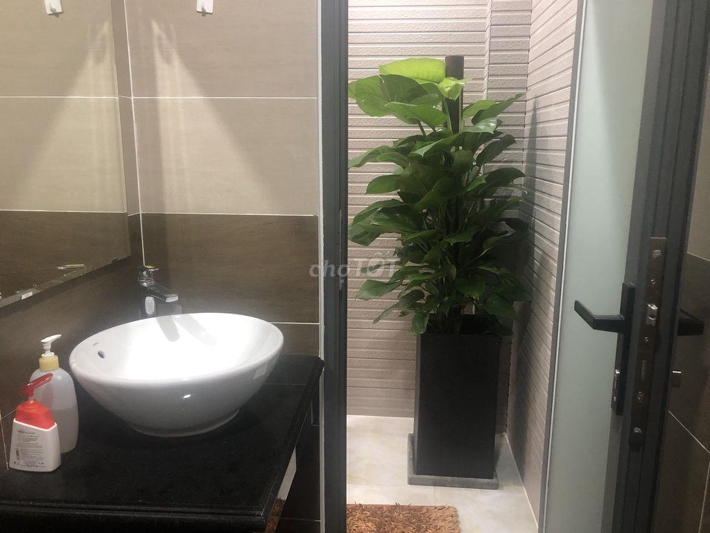 Cho thuê nguyên căn nhà 4 tầng hẻm 251/81 Lê Quang Định, Bình Thạnh