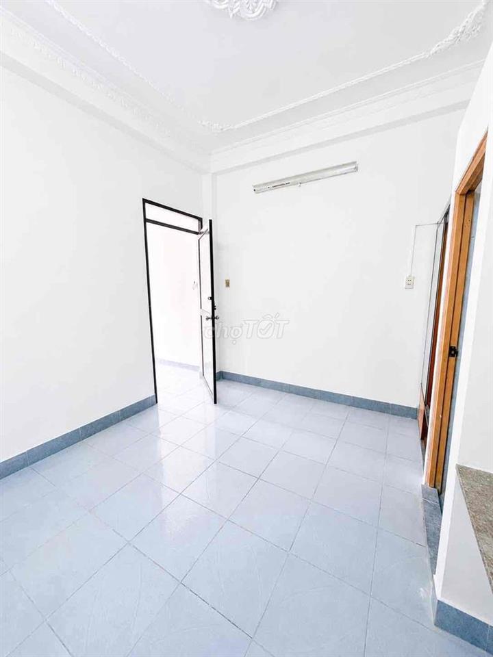 CHÍNH CHỦ PHÒNG - GẦN HUIT AEON