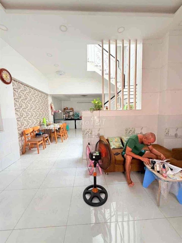 CHỦ ĐÃ GIẢM 1,9 T..Ỷ, HIỆN TẠI GIÁ ĐÃ CHÍN MÙI, CHỜ KHÁCH HỮU DUYÊN