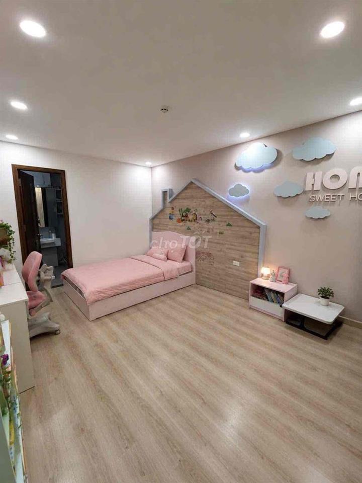 Cho  muê mặt tiền kinh doanh 134 Linh Đông
