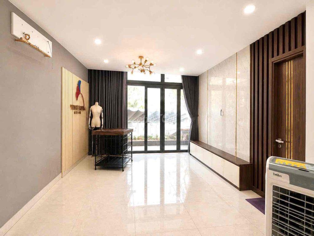 Cho  muê mặt tiền kinh doanh 134 Linh Đông