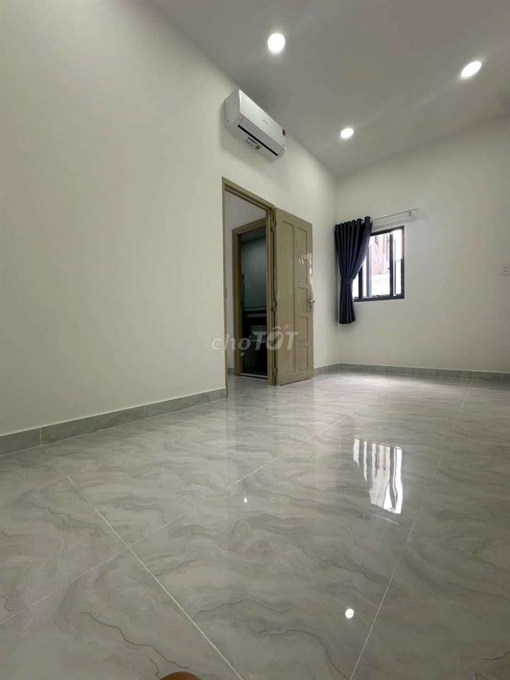 CẦN BÁN CĂN NHÀ MỚI SỬA SẠCH ĐẸP TẶNG LUÔN HẾT NỘI THẤT MỚI