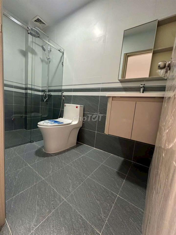 CẦN BÁN CĂN NHÀ MỚI SỬA SẠCH ĐẸP TẶNG LUÔN HẾT NỘI THẤT MỚI