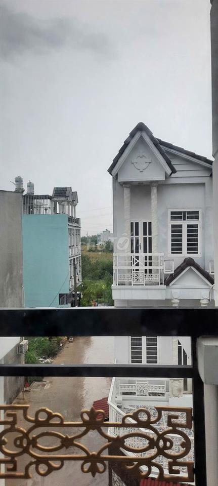 CHÍNH CHỦ BÁN NHÀ 1 trệt 2 LẦU SÂN THƯỢNG 7 PHÚT RA PHÚ MỸ HƯNG
