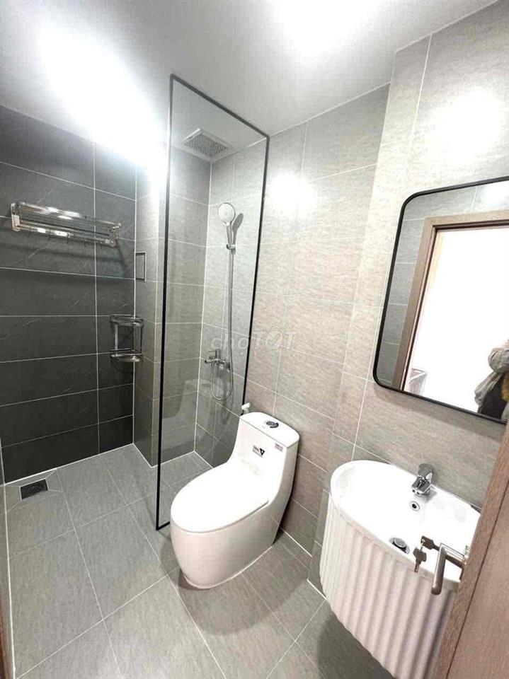 Studio Quận 1 25-30m² Full Nội Thất, Ban Công, Thang Máy