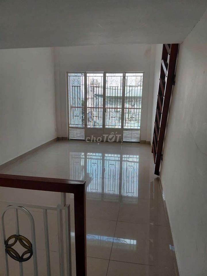 Nhà nguyên căn Quận 10