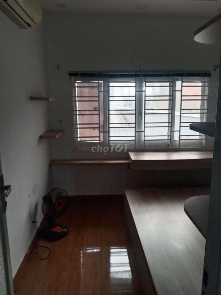 Cần cho thuê nhà nguyên căn 3pn 3wc