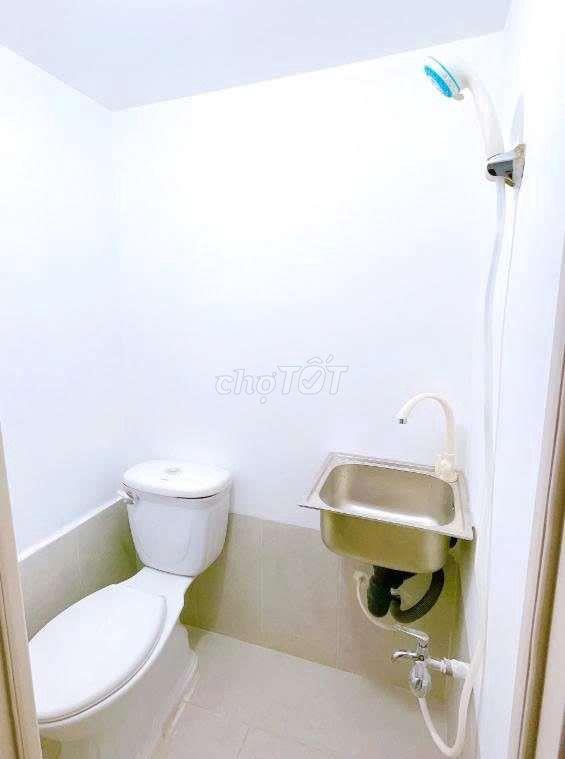**SỐC! STUDIO Q7 CHỈ 2.6TR – TỰ DO GIỜ GIẤC, KHÓA VÂN TAY, Ở 2 NGƯỜI**