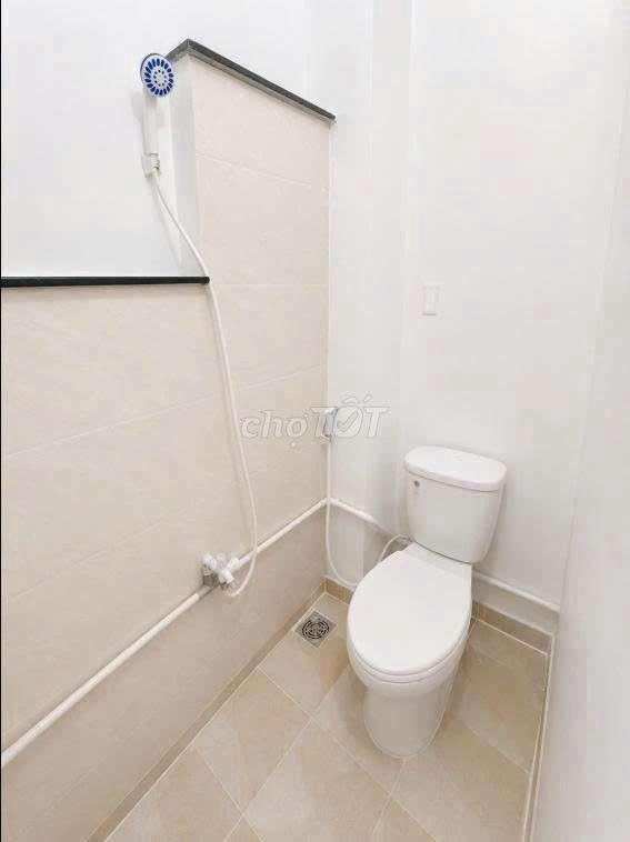 Phòng Studio Tầng 2 Huỳnh Tấn Phát, Q7 – Giờ Giấc Tự Do, Khóa Vân Tay
