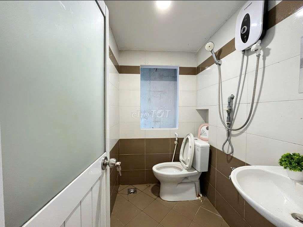**CĂN HỘ CAO CẤP Q7 ĐẦY ĐỦ NỘI THẤT, CỬA SỔ THOÁNG, VIEW ĐẸP!**