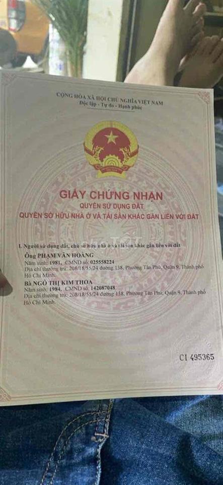 nhà đang ở cần bán gấp