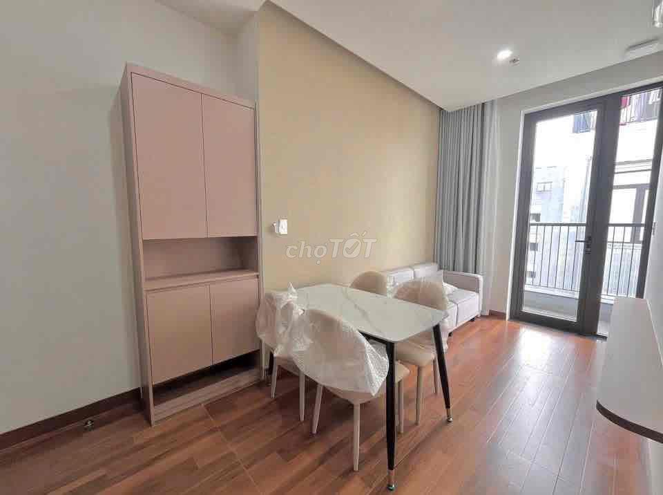 Cho thuê căn hộ 1 phòng ngủ mới ngay trung tâm Liên Chiểu