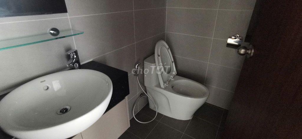 Cho thuê 2pn2wc, 6,3tr trong làng đại học 