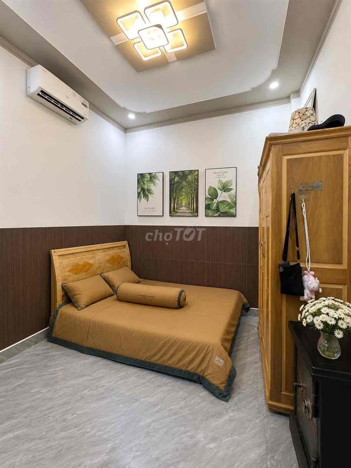 em chính chủ cần bán căn nhà cấp 4 xây kiên cố vị trí đẹp