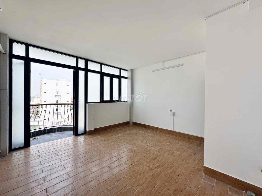 PASS PHÒNG FULL NỘI THẤT STUDIO CÓ BAN CÔNG