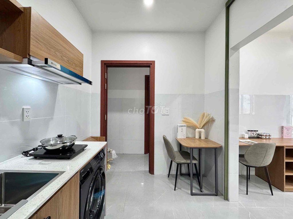 STUDIO DẠNG CAO CẤP NẰM NGAY VƯỜN LÀI CÓ BAN CÔNG THOÁNG MÁT