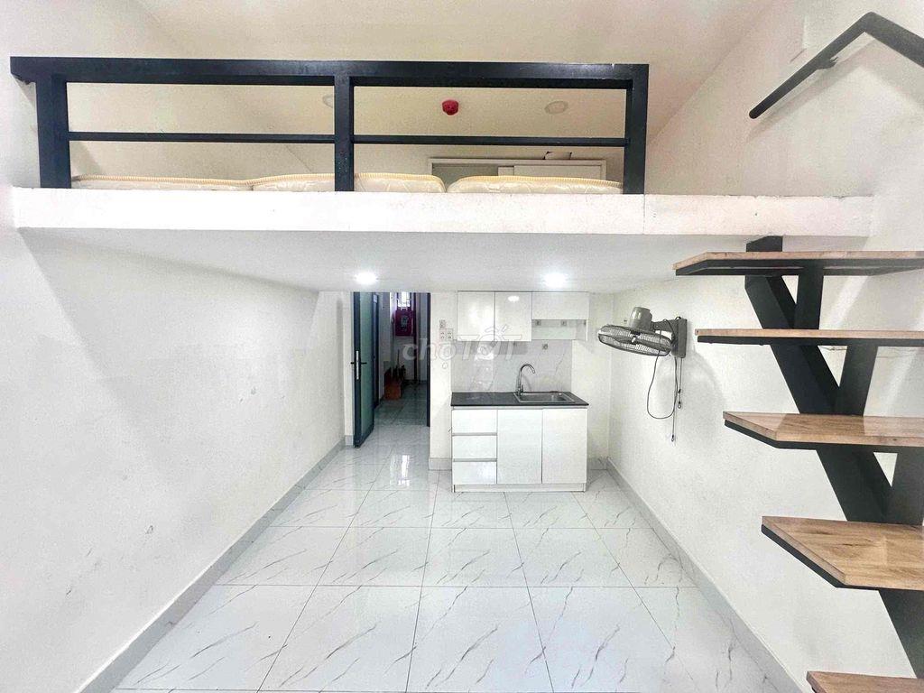 Duplex Cửa Sổ Trời - Thang Máy - Lý Thường Kiệt - Ngay Bách Khoa