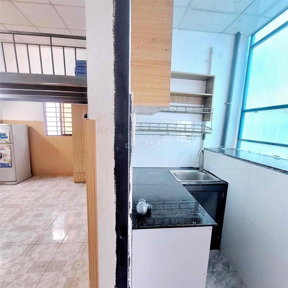 LÝ THƯỜNG KIỆT - NGÃ TƯ BẢY HIỀN - DUPLEX BANCOL TÁCH BẾP
