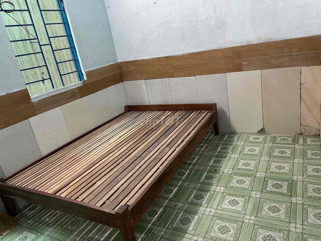 phòng sạch có giường, bếp, vệ sinh riêng