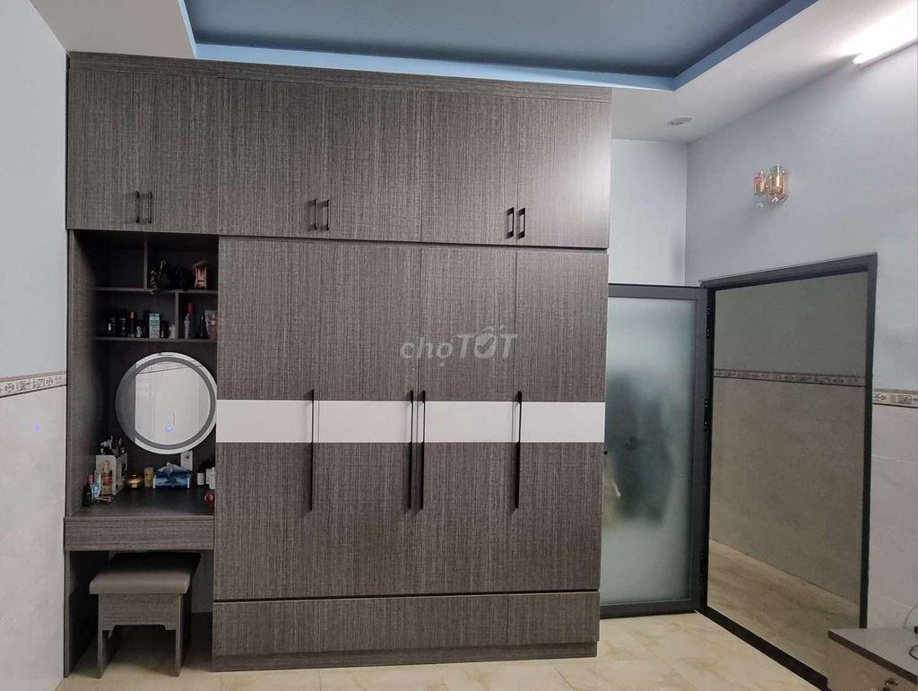 Bán Nhà Tặng Kèm Nội Thất, Gần Siêu Thị BigC, Sát Bên KDC An Hưng Phát