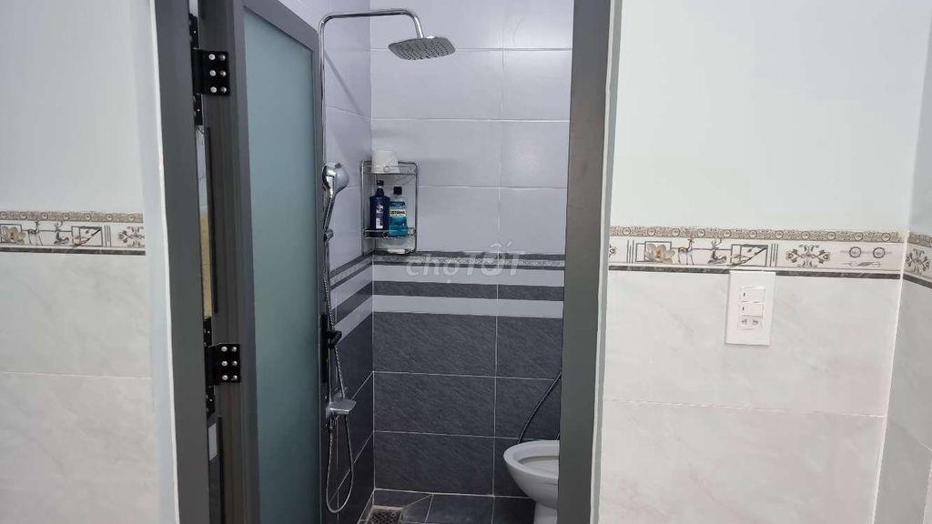 Bán Nhà Tặng Kèm Nội Thất, Gần Siêu Thị BigC, Sát Bên KDC An Hưng Phát