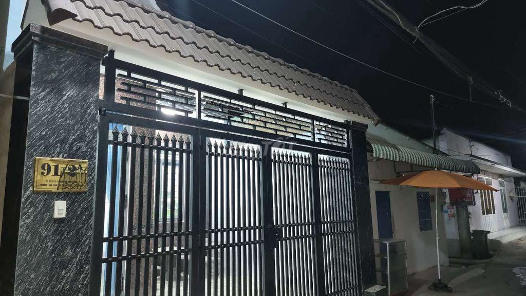 Bán Nhà Tặng Kèm Nội Thất, Gần Siêu Thị BigC, Sát Bên KDC An Hưng Phát