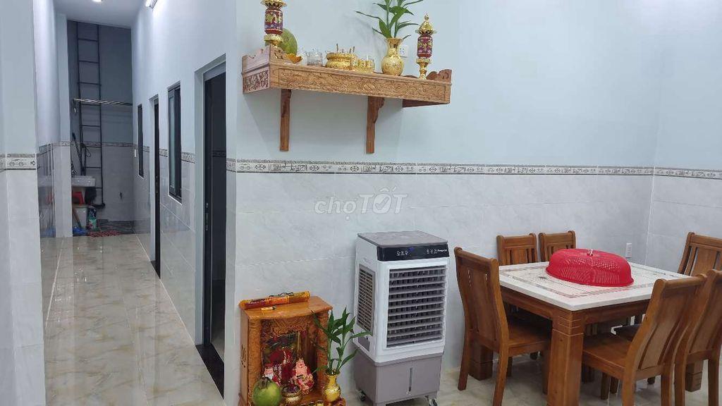 Bán Đất Thổ Cư Có Nhà + Nội Thất, Gần Siêu Thị BigC, Giá Thương Lượng.