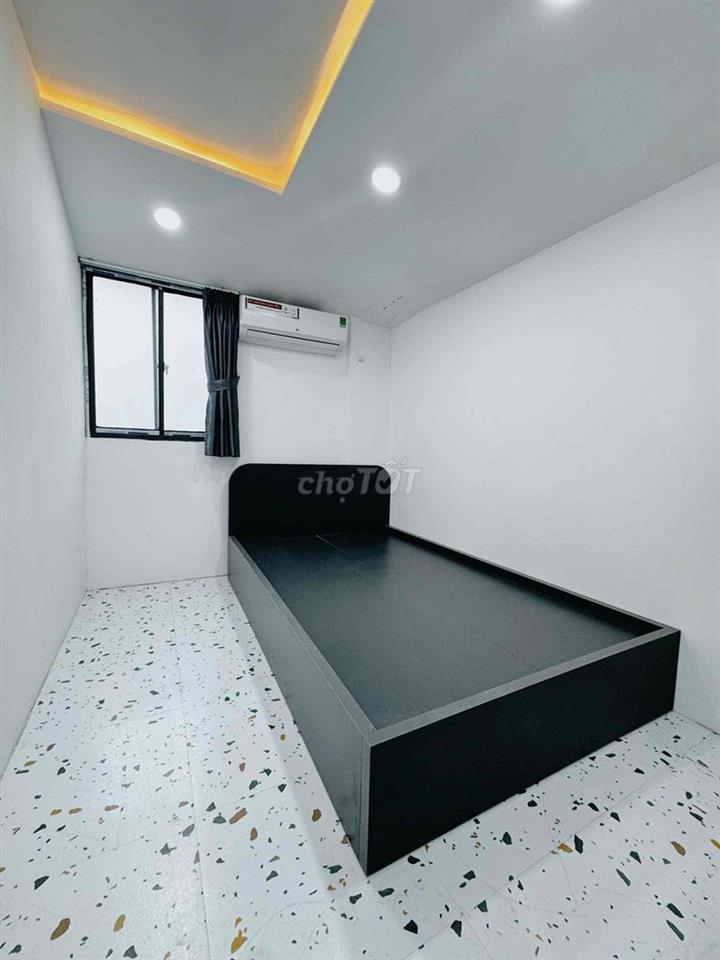 TRỐNG 2 CĂN DẠNG 2 PHÒNG NGỦ TRONG TOÀ, BAN CÔNG CỬA SỔ THOÁNG MÁT