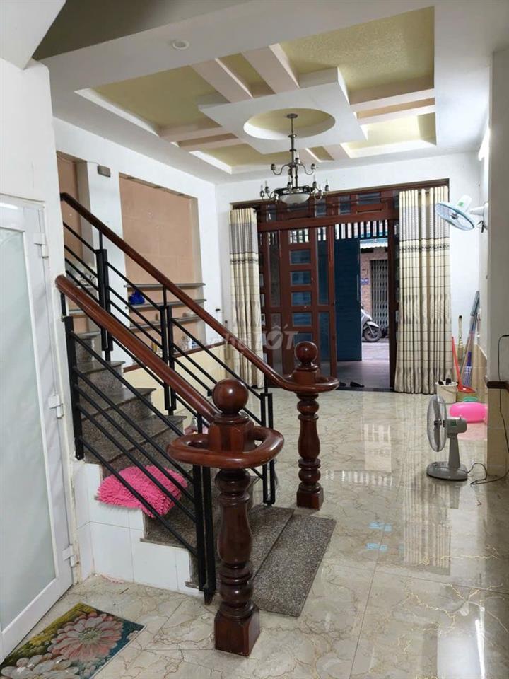 Cho thuê nhà 4 tầng hẻm xe hơi Lê Đức Thọ