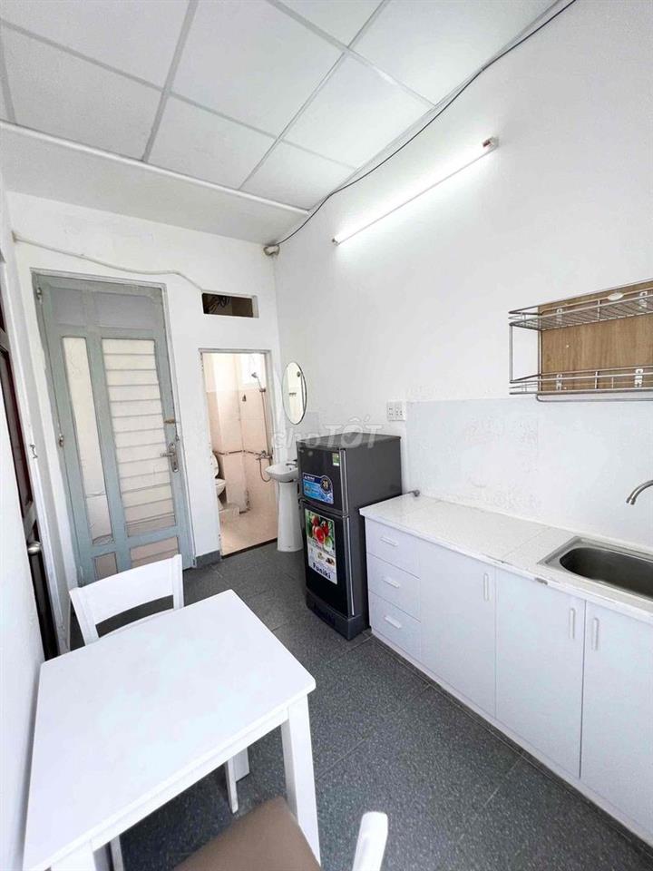 1PN 30m2 tách bếp + Ban công thoáng